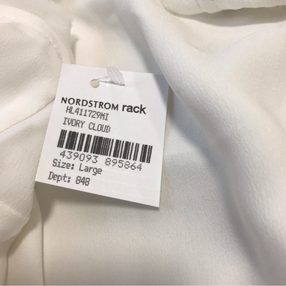 Halogen Ivory Cloud Raw Edge Tank - Picture 8 of 8